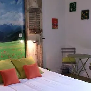 auberge-des-penitents.fr-provencehotel.com/